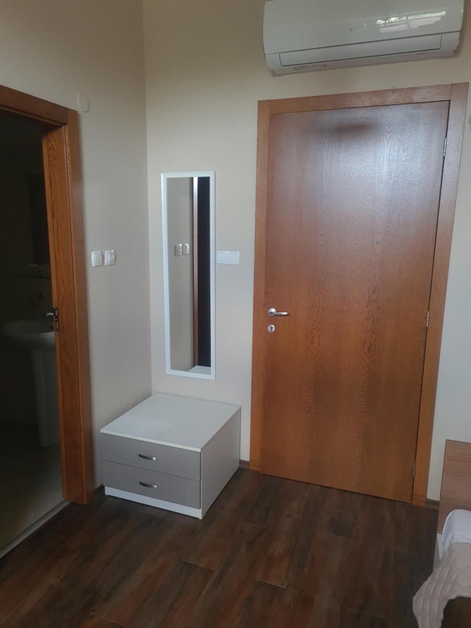 Balkan Aparts Hisarya Esterno foto